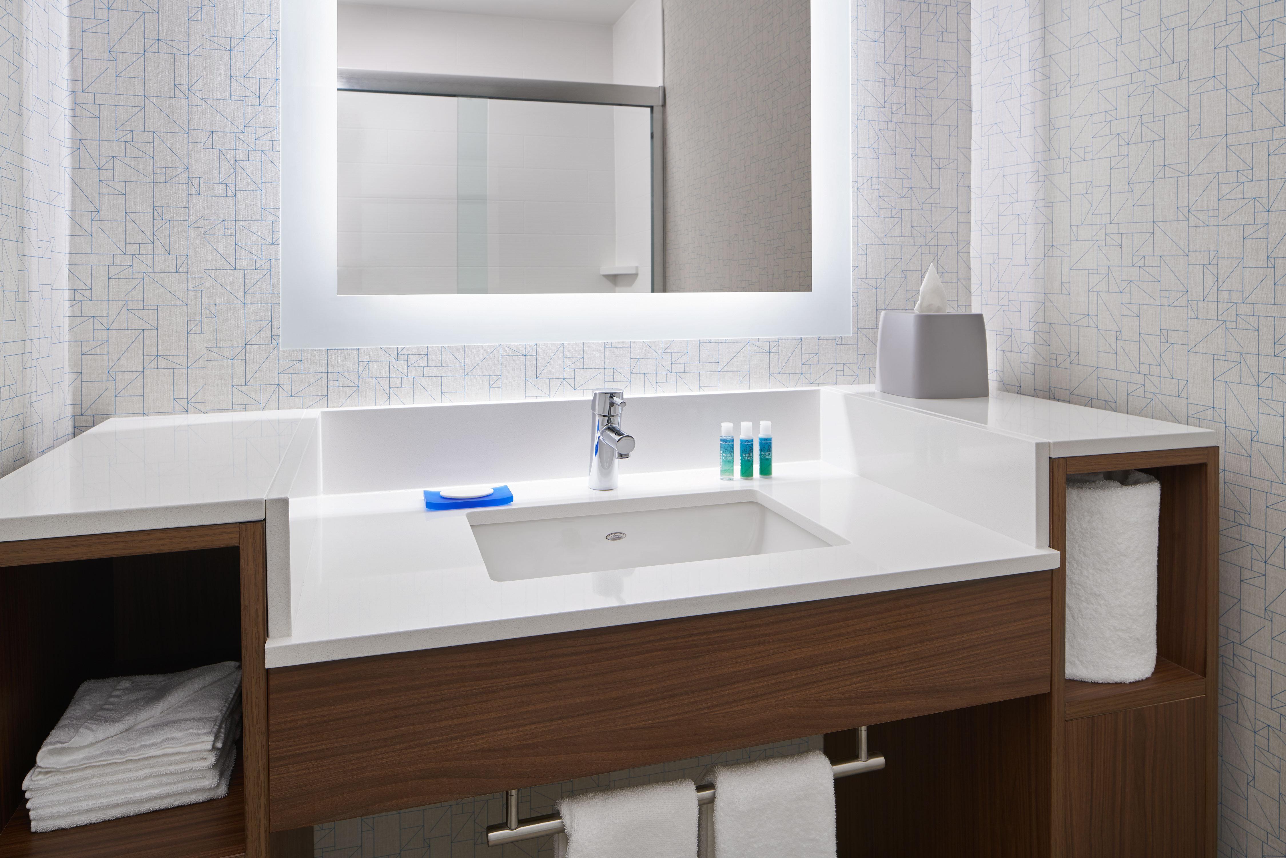 Holiday Inn Express - Richmond Downtown By Ihg Екстериор снимка