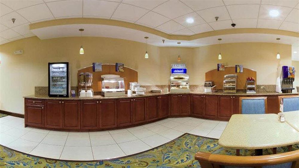 Holiday Inn Express - Richmond Downtown By Ihg Екстериор снимка